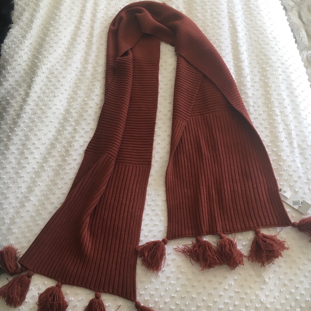 Rust Fringe Scarf